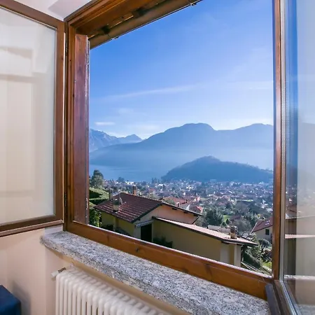 Sleeps 6 Apartment Lenno